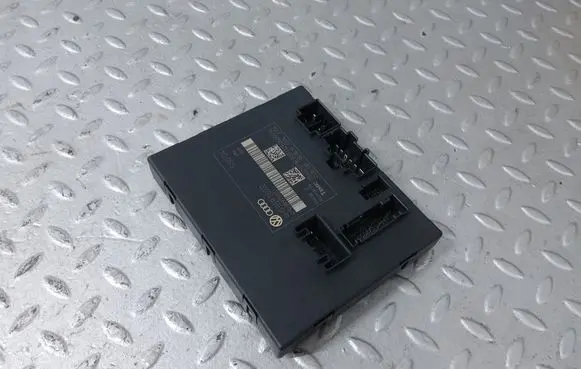 Audi A8 S8 D4 4H Seat control module 4H0959760E