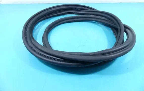 Seat Leon (5F) Trunk rubber seal (body) IMPRK1294434