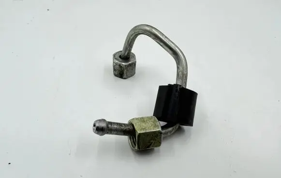 Seat Alhambra (Mk2) Fuel injector supply line/pipe 