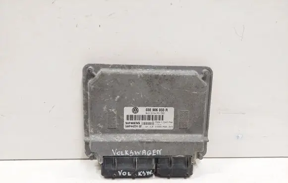 Volkswagen Polo IV 9N3 Engine control unit/module 03E906033R 3PG7002 5WP4422402