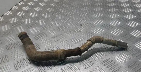 Toyota Hilux VIII Engine coolant pipe/hose