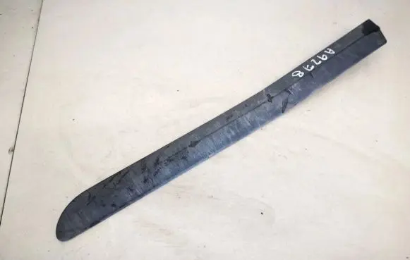 Volkswagen Fox Rear door trim (molding) 5z3853535