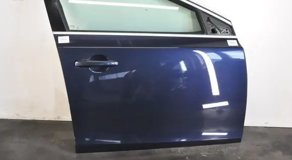Volvo V40 Front door 