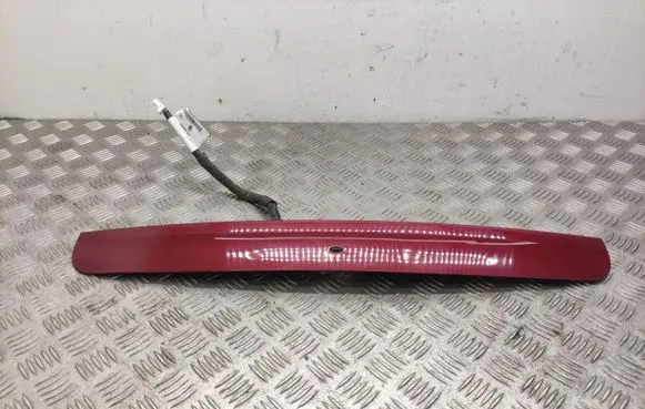 Nissan Qashqai+2 Trunk door license plate light bar 90810JD0