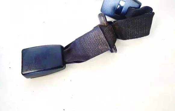 Rover 25 Middle seatbelt buckle (rear) 