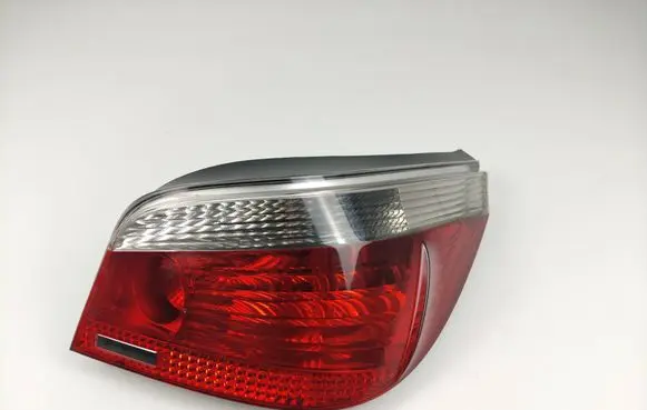 BMW 5 E60 E61 Rear/tail lights 6910768