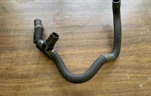 Peugeot 807 Engine coolant pipe/hose