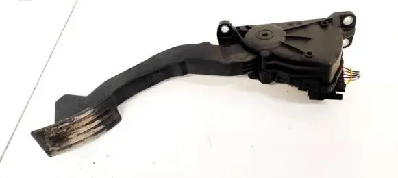 Ford Focus Accelerator throttle pedal 4M519F836BH 4M51-9F836-BH
