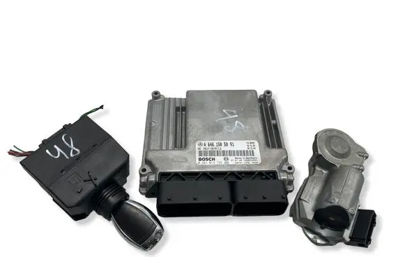 Mercedes-Benz CLK A209 C209 Engine ECU kit and lock set 2095453308 A6461505091