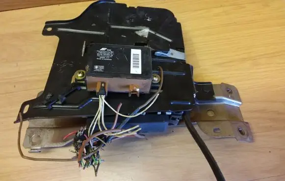 Ford Galaxy Engine control unit/module 028906021P 0281001251