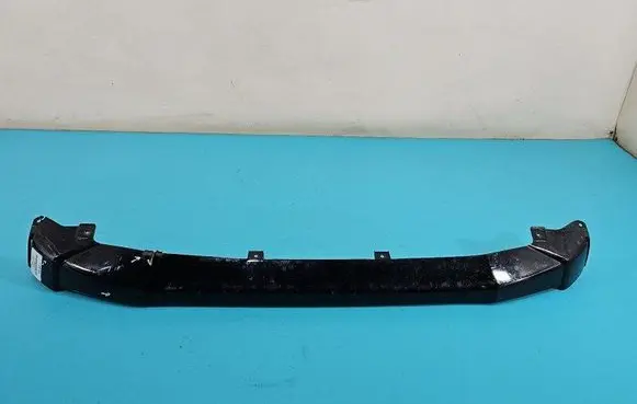 Front bumper splitter molding