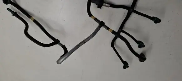 Citroen C-Crosser Fuel return line/hose 