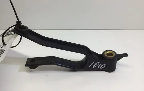Opel Astra H Radiator mount bracket 13162131