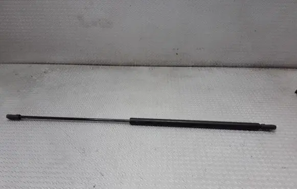 Audi A4 S4 B5 8D Front bonnet/hood damper/strut 8D0823359A