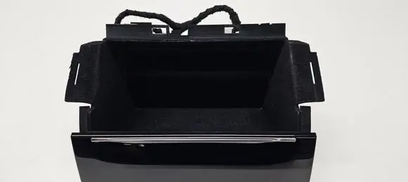 Jeep Grand Cherokee WL Dashboard storage box/compartment X99226303XX 20210809