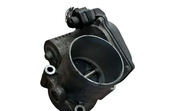 Volkswagen Golf V Throttle valve 03C133062T 2460600441 2460600316