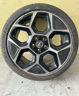Opel Astra L R18 alloy rim 9843281680