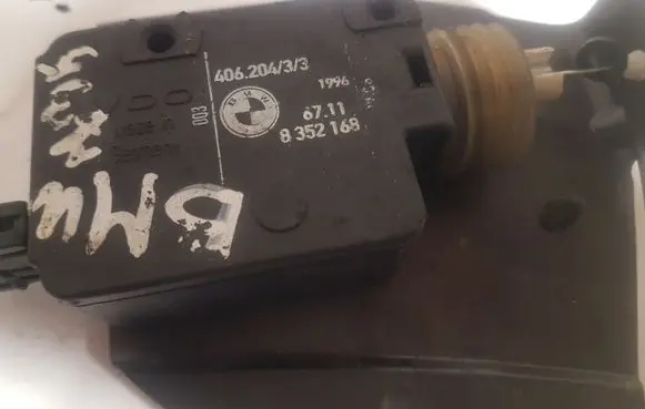BMW 7 E38 Fuel tank cap lock 8352168 40620433