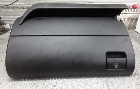 Audi A3 S3 8L Glove box set 8L1857095
