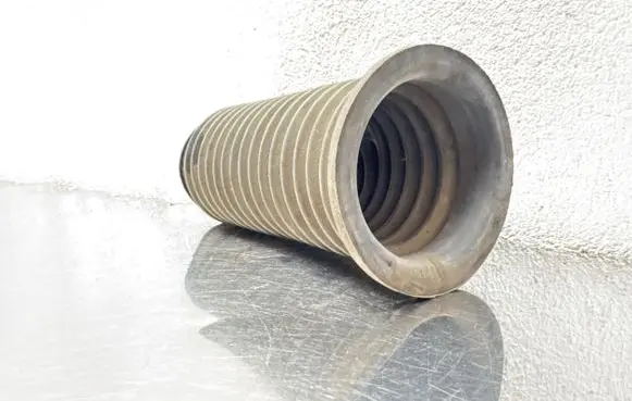 Opel Vectra C Front shock absorber dust cover boot 5570076796
