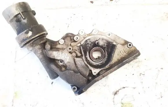 KIA Carens I Oil pump 