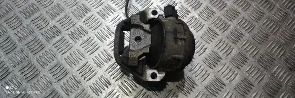 Audi A7 S7 4G Engine mount bracket 65590