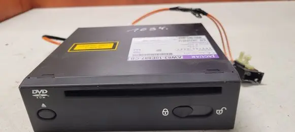 Jaguar XF X250 Navigation unit CD/DVD player AW8310E887CB 4621009451