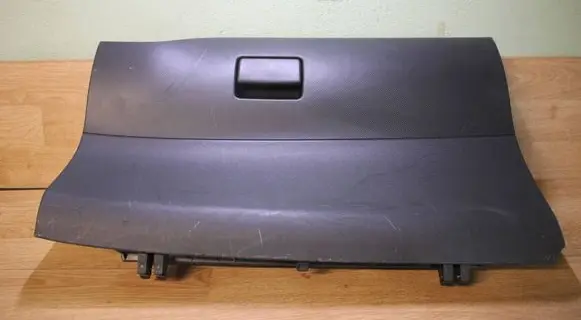 Toyota Auris 150 Glove box 5555202100