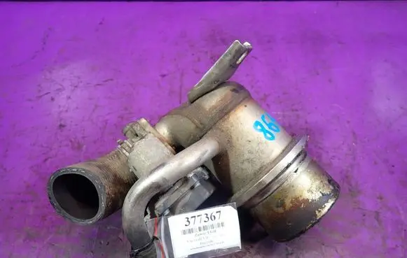 Volkswagen Golf VII EGR valve 