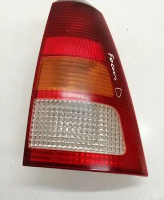 Ford Focus Rear/tail lights XS4X13N004EC