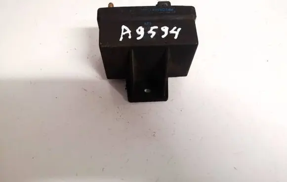 Peugeot 405 Glow plug pre-heat relay