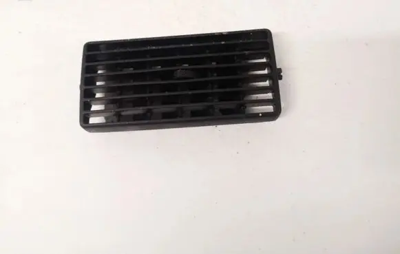 Volkswagen Golf IV Dash center air vent grill 1j0819755b