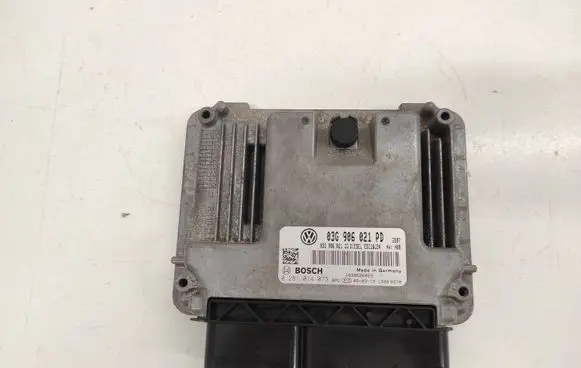 Volkswagen Caddy Engine control unit/module 03G906021 0281014073