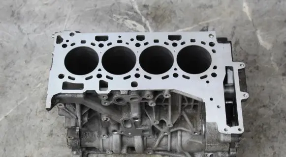 BMW 3 E90 E91 Engine block 