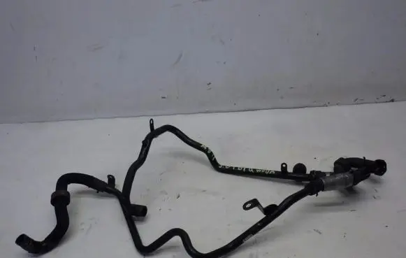 Audi A8 S8 D3 4E Engine coolant pipe/hose