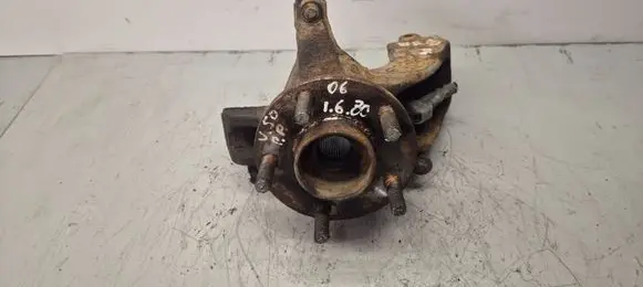 Volvo V50 Front wheel hub