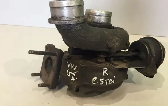 Volkswagen II LT Turbo 074145701D GT2052V