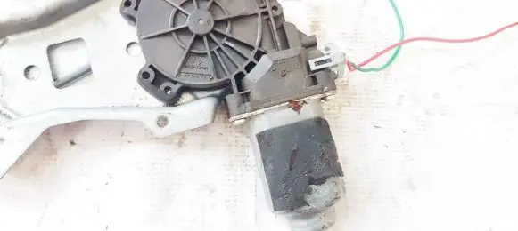 Nissan Note (E11) Rear door window regulator motor 400928a