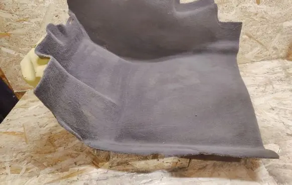 Mercedes-Benz S W220 Front floor carpet liner 220680040