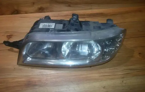 Peugeot Boxer Headlight/headlamp 1337818080