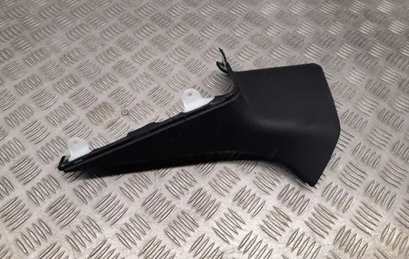 Audi A5 (D)pillar trim (top) 8W8867246B