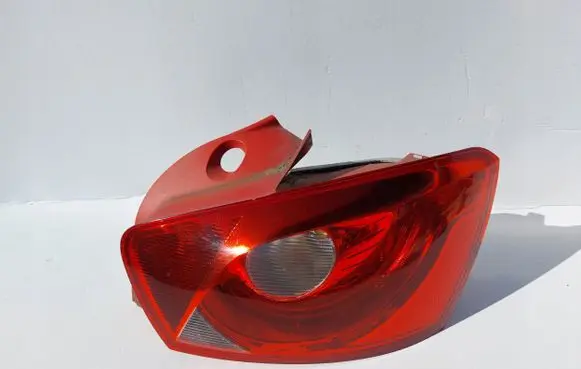 Seat Ibiza IV (6J,6P) Rear/tail lights