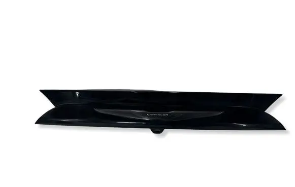 Chrysler Pacifica Trunk door license plate light bar 5UT86TRMWA 5UT85TRMA 6PA68AXRAA