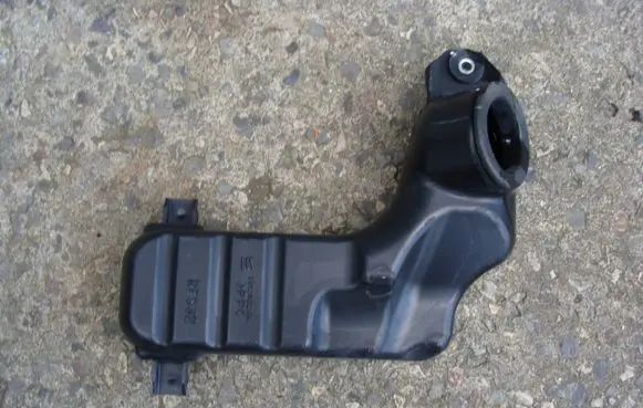 Honda CR-V Intake resonator RES32