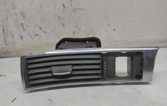 Audi A6 S6 C6 4F Dashboard side air vent grill/cover trim 4F1820901C
