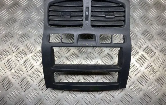 Hyundai Santa Fe Dash center air vent grill 8477126620