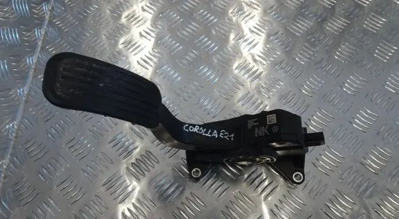 Toyota Corolla E210 E21 Accelerator throttle pedal bracket 