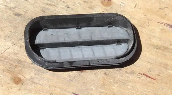 Audi A4 S4 B9 Quarter panel pressure vent 6R0819465