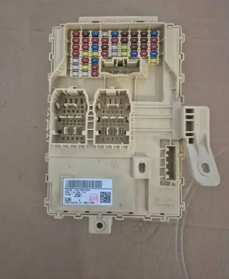 KIA Ceed Fuse box set 91950J7061