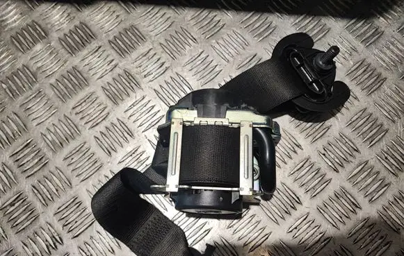 BMW X6 F16 Front seatbelt 635229900A